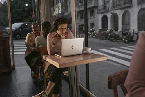 HP EliteBook 6 G1i 14