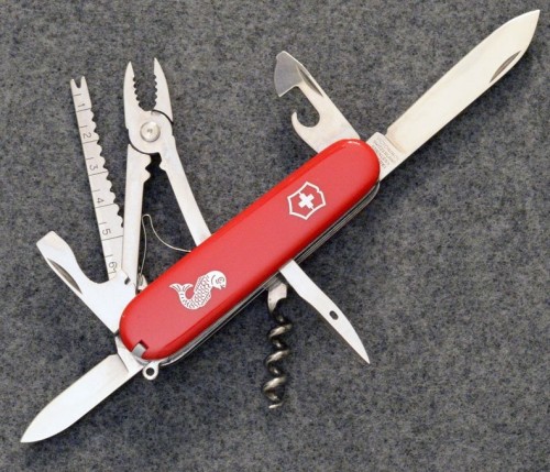 Victorinox Angler