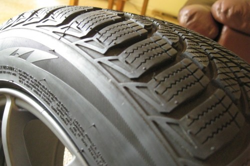 Bridgestone Blizzak LM-32