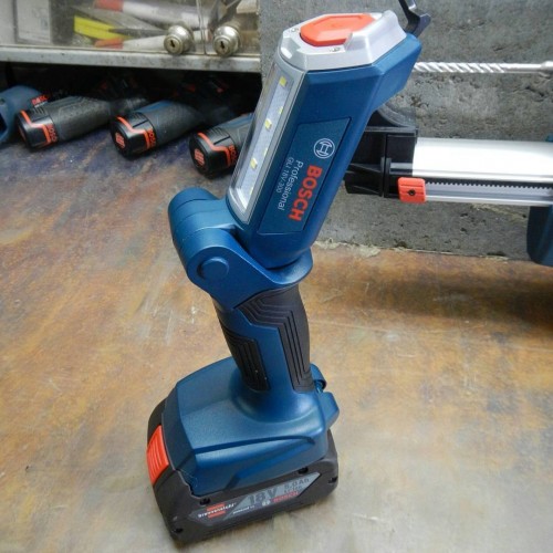 Bosch GLI 18V-300