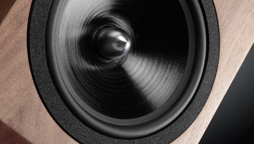 Neat Acoustics IOTA Xplorer