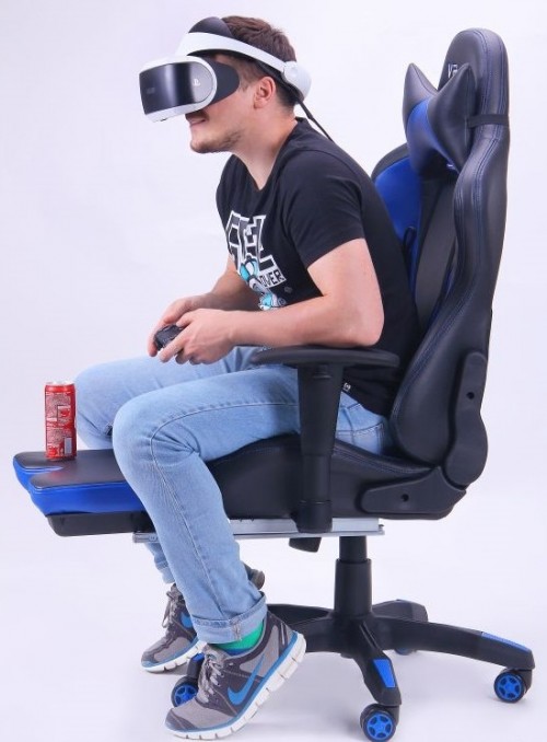 AMF VR Racer with Footrest