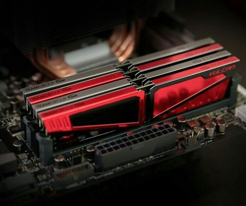 Team Group Vulcan T-Force DDR4 1x8Gb