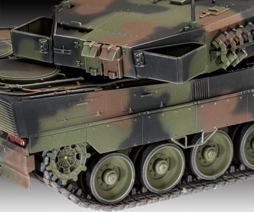 Revell Leopard 2A6/A6NL (1:35)