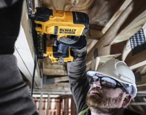 DeWALT DCN701D2