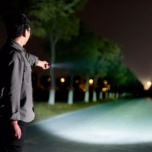 Xiaomi Beebest Extreme Strong Light Flashlight F10