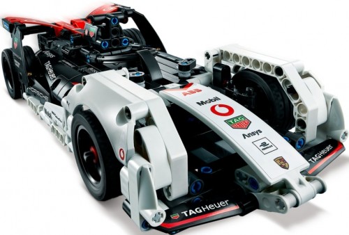 Lego Formula E Porsche 99X Electric 42137