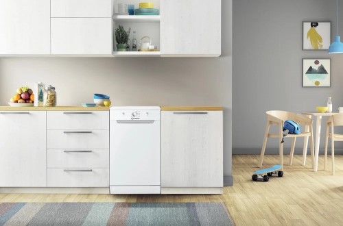 Indesit DSFE 1B10 W