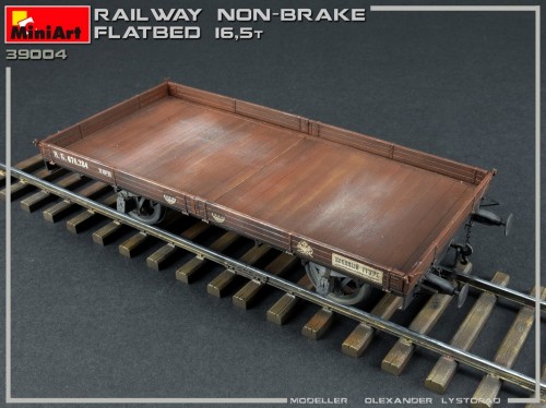 MiniArt Railway Non-Brake Flatbed 16.5 T (1:35)