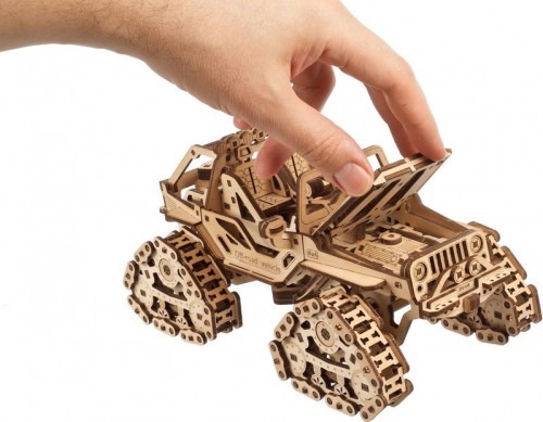 UGears Tracked Off-Road Vehicle 70204