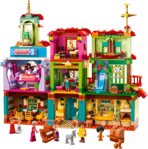 Lego The Magical Madrigal House 43245