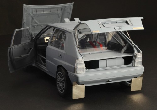 ITALERI Lancia Delta HF Integrale 16v (1:12)