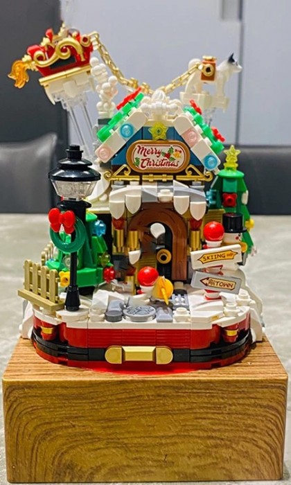 LOZ Merry Christmas Tree House 1238