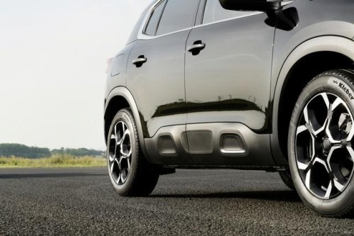 Kleber Dynaxer HP5 SUV