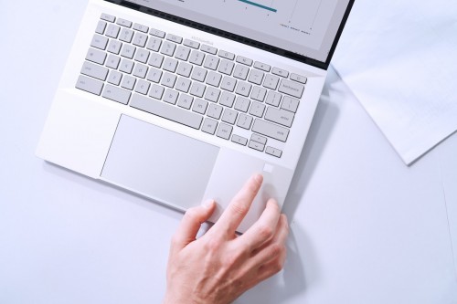 Asus ExpertBook CX54 Chromebook Plus CX5403CMA