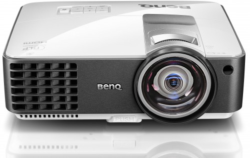 BenQ MX806ST