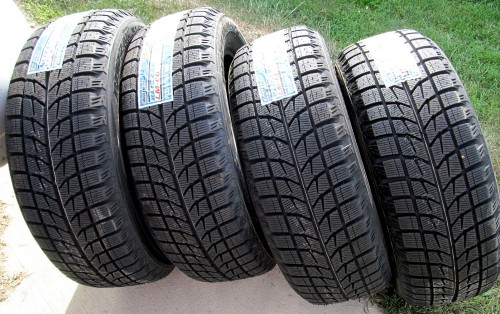 Bridgestone Blizzak LM-60