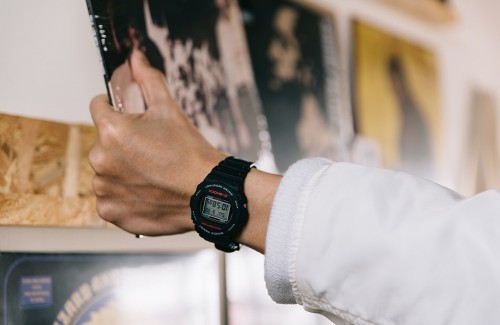 Casio DW-5750E-1E