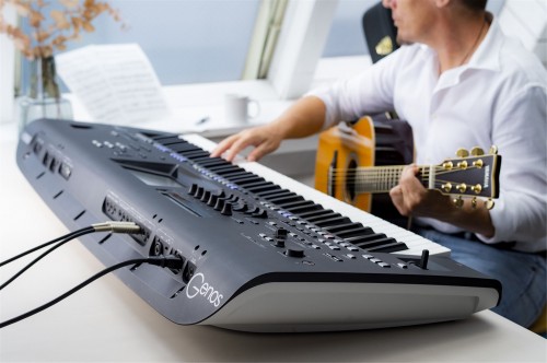 Yamaha Genos