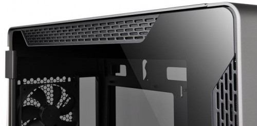 Thermaltake A500 Aluminum Tempered Glass Edition