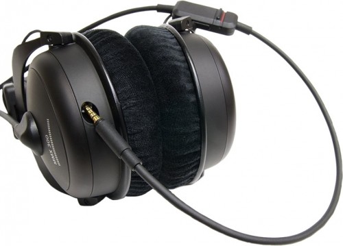 Beyerdynamic MMX 300