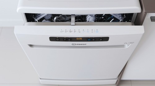 Indesit DFO 3T133 A F