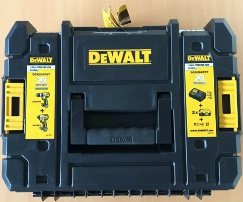 DeWALT DCK266P2T