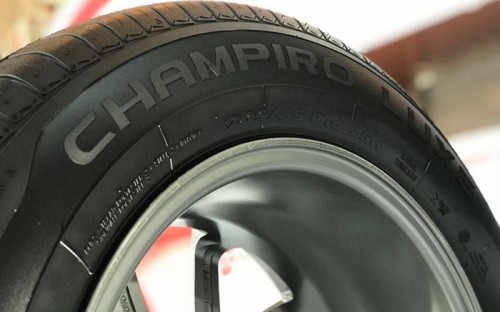 GT Radial Champiro Luxe