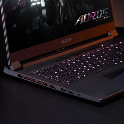 Gigabyte AORUS 17X AZF