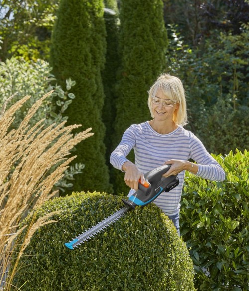 GARDENA EasyCut 40/18V P4A 14733-20