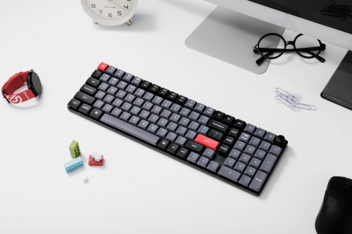 Keychron K17 Pro White Backlit Blue Switch