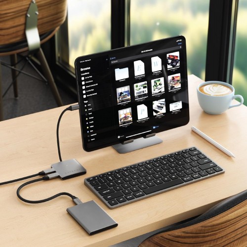 Satechi 4-Port USB-C Hub with PD