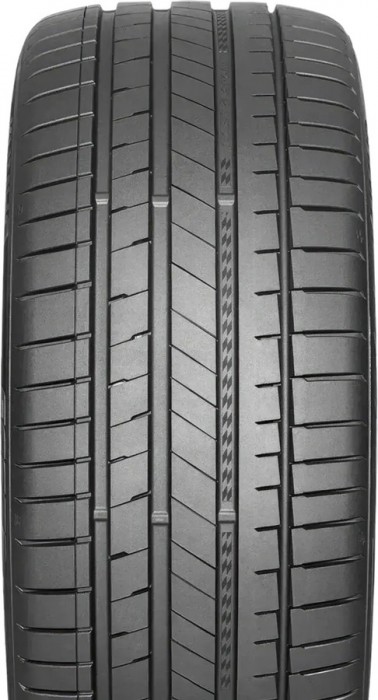 Kumho Ecsta Sport