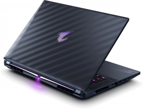Gigabyte AORUS MASTER 16 BYH