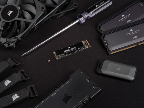 Corsair MP600 CORE XT R2