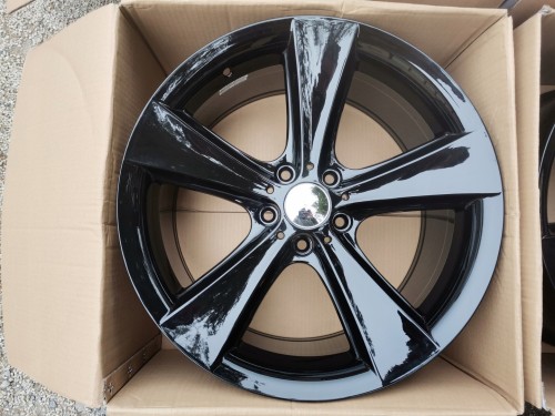 Carbonado Concave