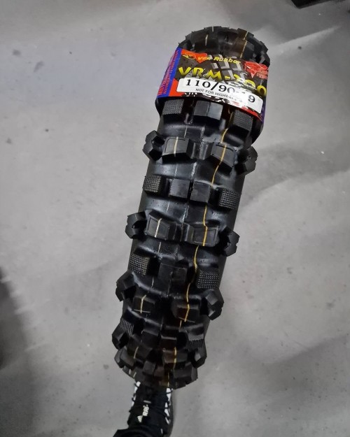 Vee Rubber VRM-200