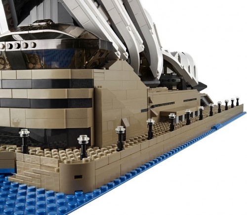 Lego Sydney Opera House 10234