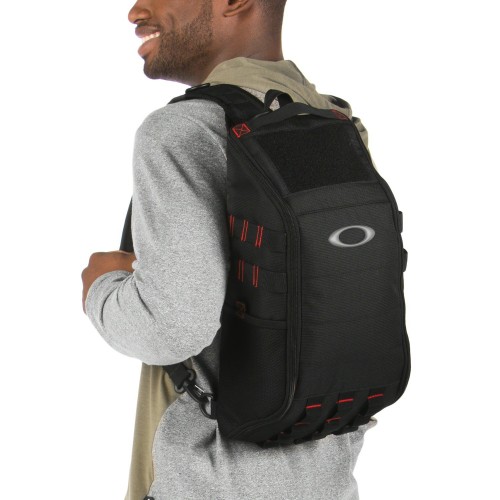 Oakley Extractor Sling Pack