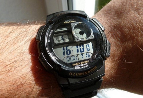 Casio AE-1000W-1AVEF