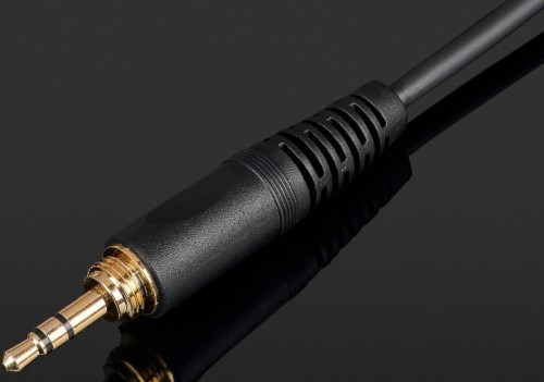 Behringer BH470