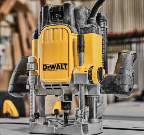 DeWALT DWE625