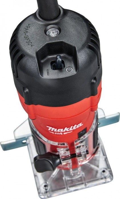 Makita M3702