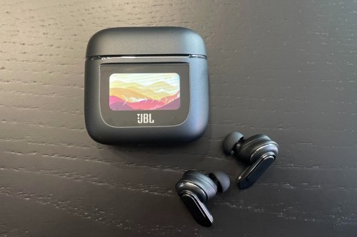 JBL Tour Pro 2