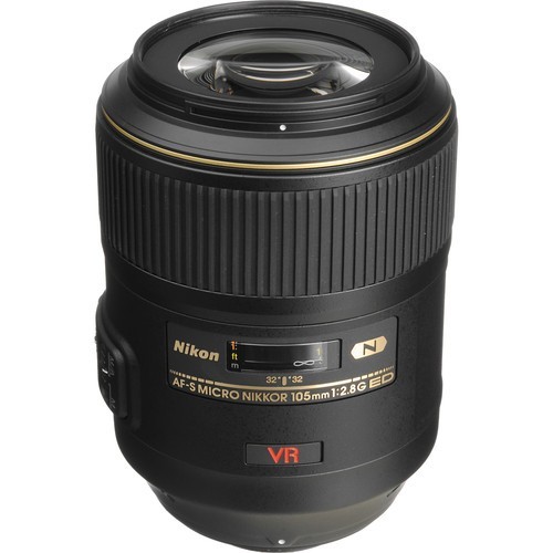 Nikon 105mm f/2.8G VR AF-S IF-ED Micro-Nikkor