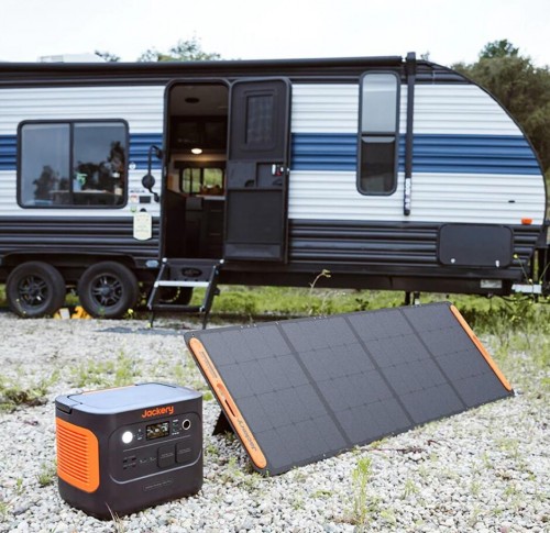 Jackery Explorer 1000 Plus