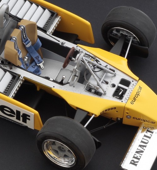 ITALERI Renault RE 20 Turbo (1:12)