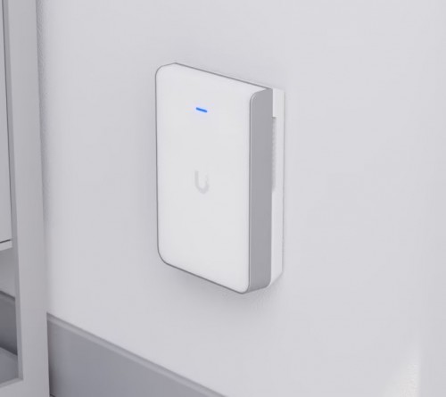 Ubiquiti UniFi 7 Pro Wall