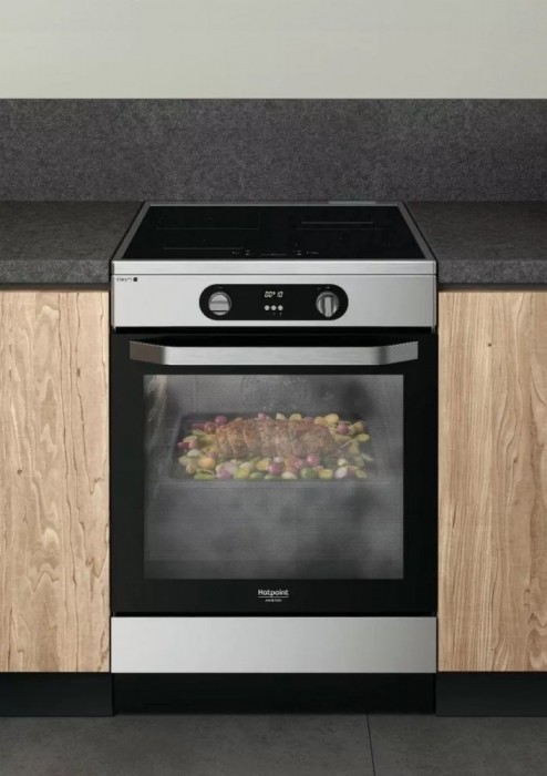 Hotpoint-Ariston HS68IQ8CHXE
