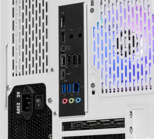 QUBE Crystal ARGB White